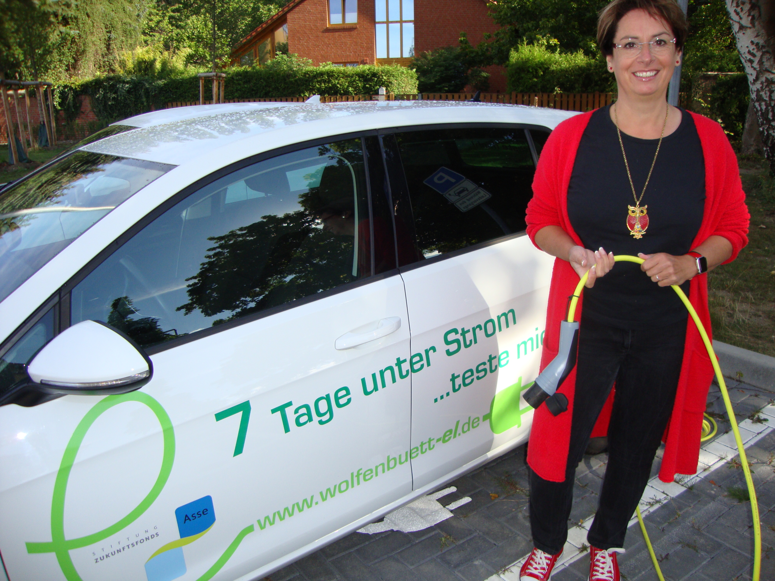 Bürgermeisterin testet E-Mobilität